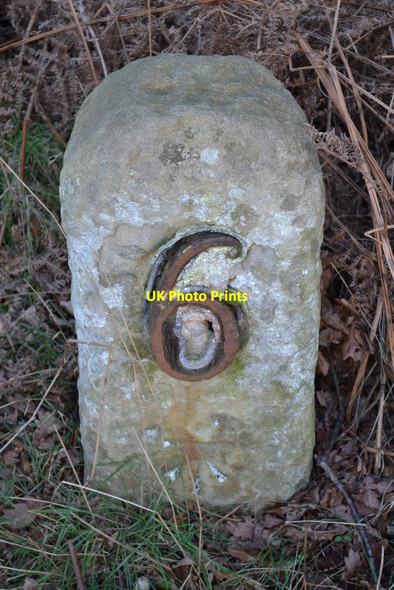 Photo 6"x4" Old Milestone Babingley c2014