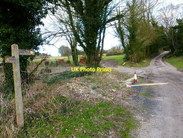 Photo 6"x4" Footpath between New Barn and Parletts Farms Madehurst c2014
