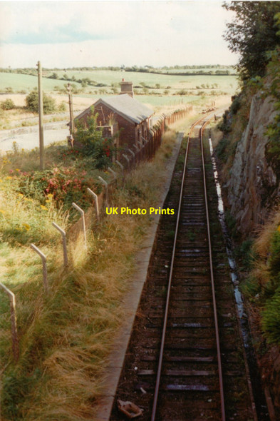 Photo 6"x4" Llanerchymedd railway station Llanerchymedd c1994