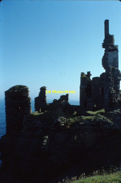 Photo 6"x4" Castle Sinclair in silhouette Noss\/ND3754 c1977
