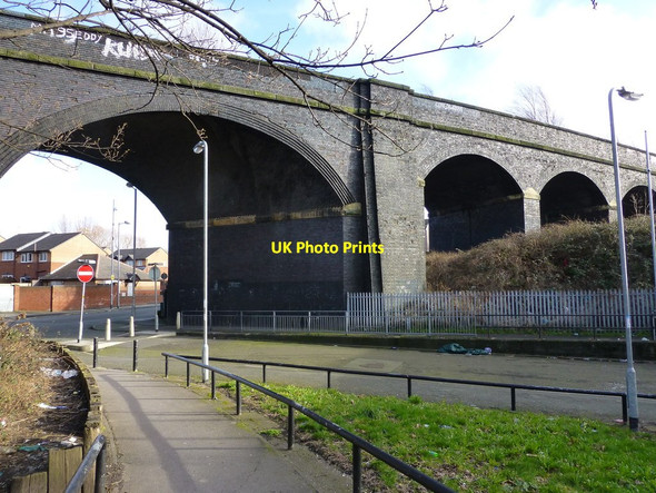 Photo 6"x4" Railway viaduct at Seaforth Bootle\/SJ3394 c2014
