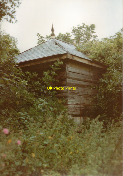 Photo 6"x4" Another view of Severn Bridge station signal box Purton\/SO6704 c1993