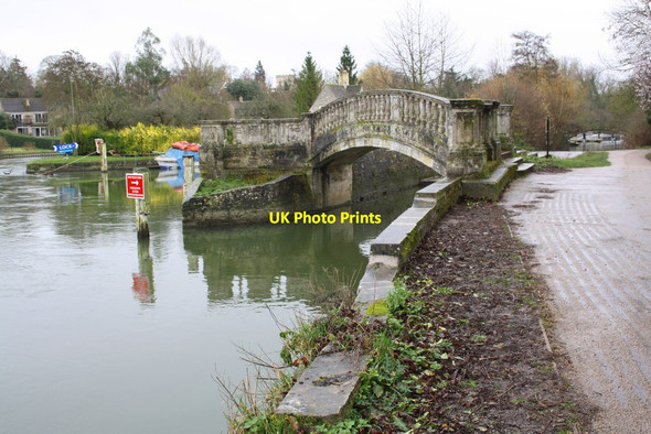 Photo 6"x4" Footbridge at north end of Iffley Lock Iffley c2014