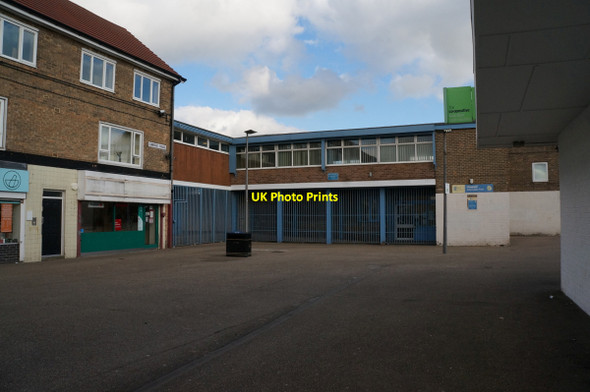 Photo 6"x4" Greatfield Estate Offices, Hull Neat Marsh c2014