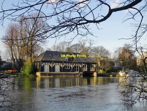 Photo 6"x4" Houses on Eel Pie Island Twickenham c2014