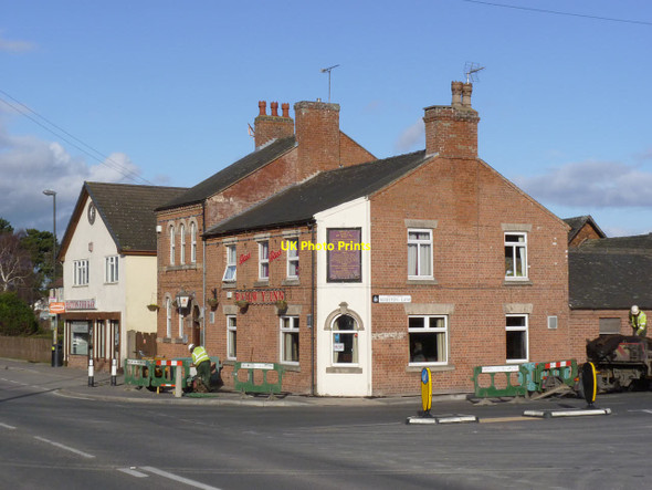 Photo 6"x4" The Railway Inn, Hatton Hatton\/SK2130 c2014