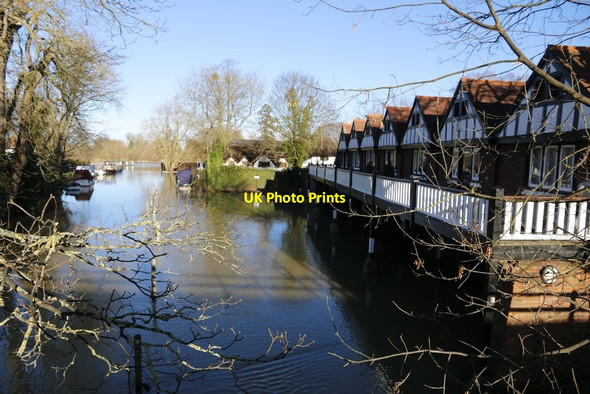Photo 6"x4" Flooded Millstream Streatley\/SU5980 c2013