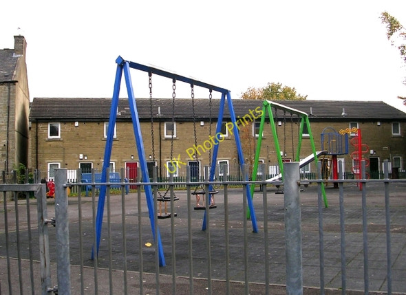 Photo 6"x4" Playground - Ryan Street - Manchester Road Bradford\/SE1632 c2008