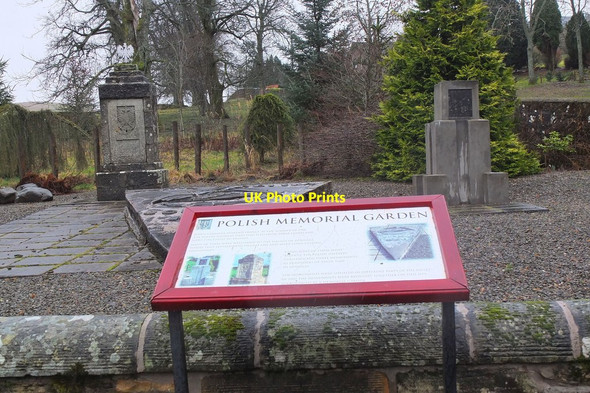 Photo 6"x4" Polish Memorial Garden, Douglas Douglas\/NS8330 c2014