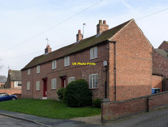 Photo 6"x4" Cottages on Main Street Willoughby-on-the-Wolds c2014