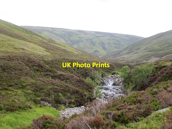 Photo 6"x4" Upper Glen Bruar Meall Odhar Ailleag c2013