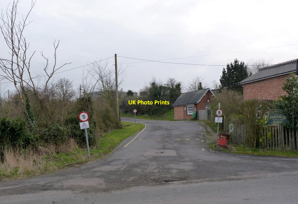 Photo 6"x4" Old Dalby station approach road Old Dalby c2014