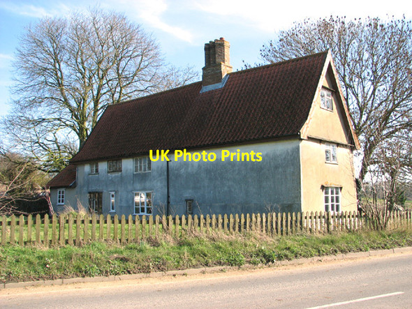 Photo 6"x4" Elm Farm - the farmhouse Hapton\/TM1796 c2014