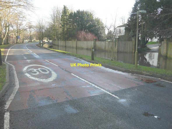 Photo 6"x4" Flood beside Valley Road Barham\/TR2050 c2014
