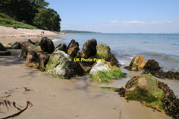 Photo 6"x4" Rocks in the beach Foreland Fields c2014