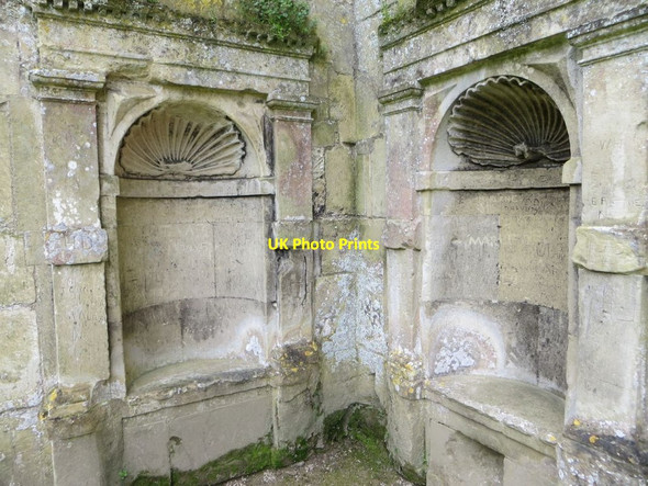 Photo 6"x4" One side of the Entrance Wardour c2014