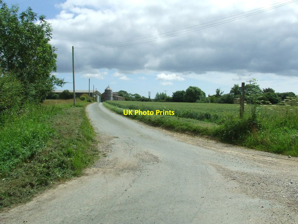 Photo 6"x4" Footpath And Farm Track North Green\/TM3162 c2014