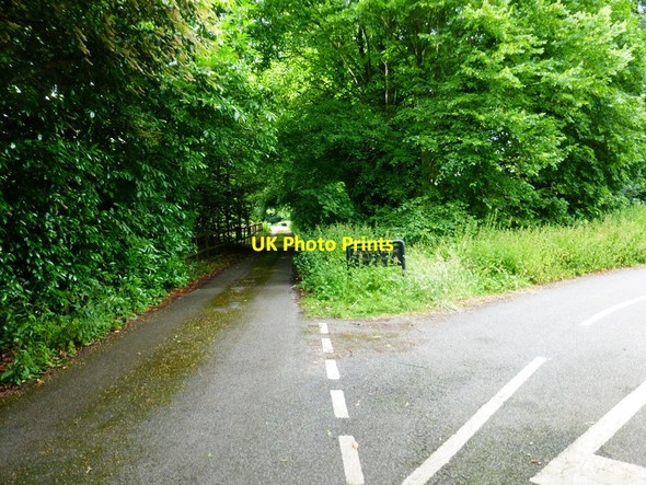 Photo 6"x4" Junction of roads south of Downs Place Onslow Village c2014