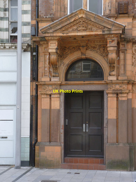Photo 6"x4" The old Post Office, doorway Southampton c2014