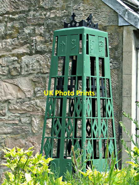 Photo 6"x4" Sculpture at Newark Street Port Glasgow c2014