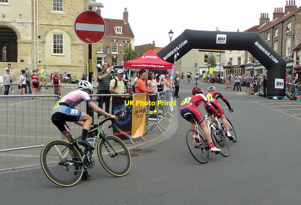 Photo 6"x4" Cycling event competitors Malton\/SE7871 c2014