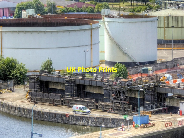 Photo 6"x4" Mode Wheel Locks, Manchester Ship Canal Salford\/SJ8098 c2014