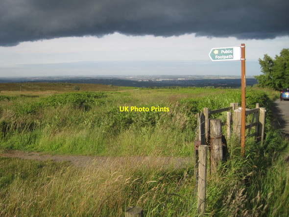Photo 6"x4" Over the moors towards Sheffield Ringinglow c2014