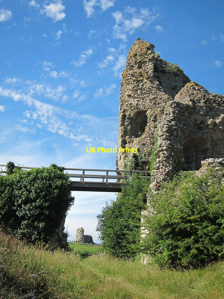 Photo 6"x4" Pevensey Castle Pevensey c2014