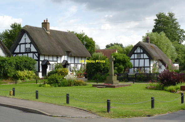 Photo 6"x4" Houses on the green, Chalgrove Chalgrove c2014