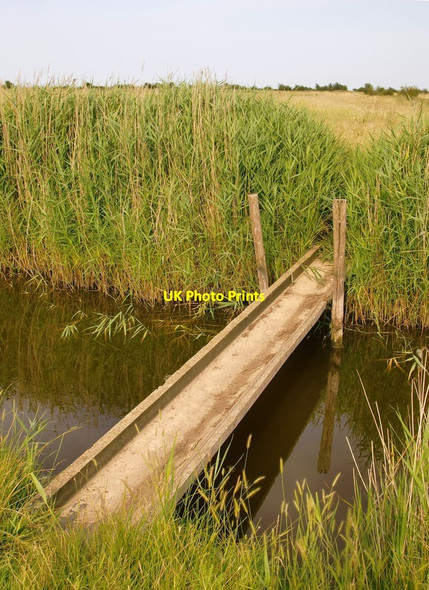 Photo 6"x4" Bridge across a marsh ditch Cliffe\/TQ7376 c2014