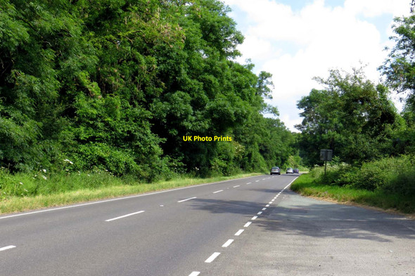 Photo 6"x4" Banbury Road by Maiden Bower Barton Abbey c2014