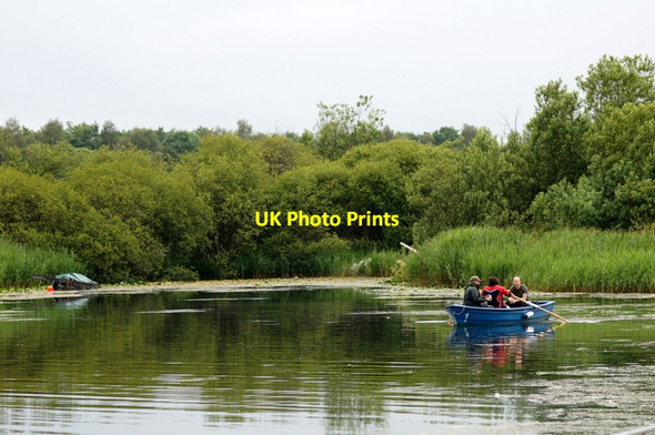 Photo 6"x4" Boat on Rescobie Loch, Forfar East Mains of Burnside c2014