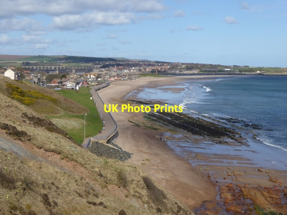 Photo 6"x4" Bears Head and Spittal Promenade Berwick-upon-Tweed c2015