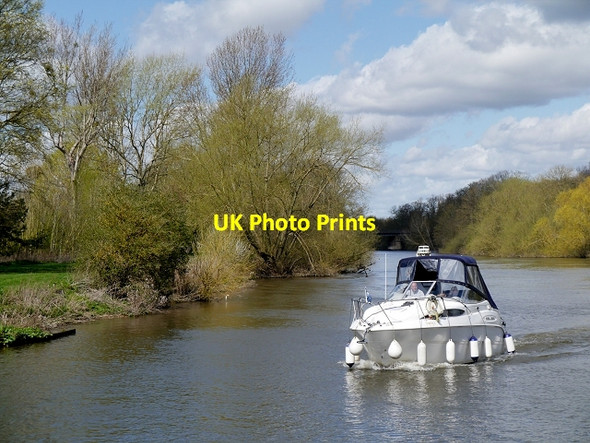 Photo 6"x4" Boat on River Thames near Eton Eton c2015