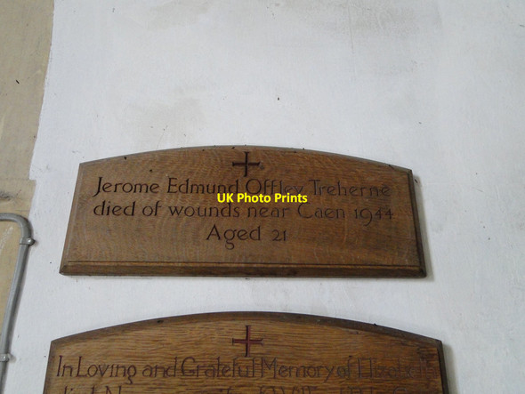 Photo 6"x4" War Memorial to Jerome Edmund Offley Treherne Flixton\/TM3186 c2015