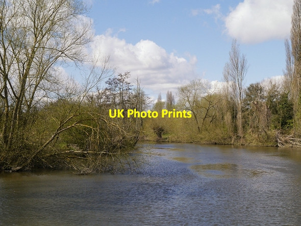 Photo 6"x4" River Thames near Romney Island Eton c2015