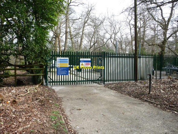 Photo 6"x4" Northaw AGI, stn 647, Well Road Potters Bar c2015