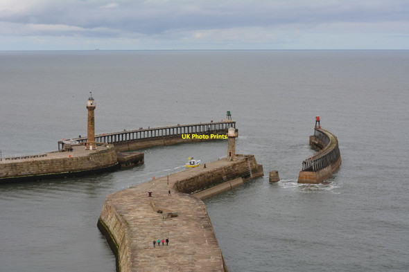 Photo 6"x4" Whitby harbour Whitby\/NZ8910 c2015