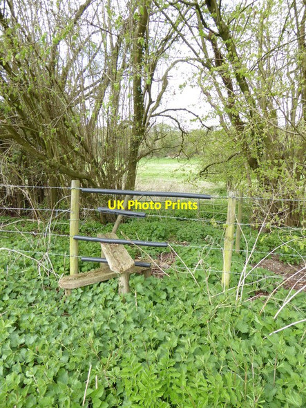 Photo 6"x4" Stile on footpath north of the Pentons Hatherden c2015
