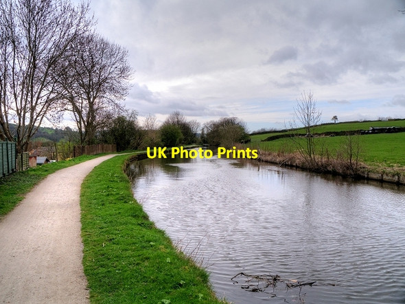 Photo 6"x4" Leeds and Liverpool Canal Towpath, East Morton Bingley\/SE1139 c2015