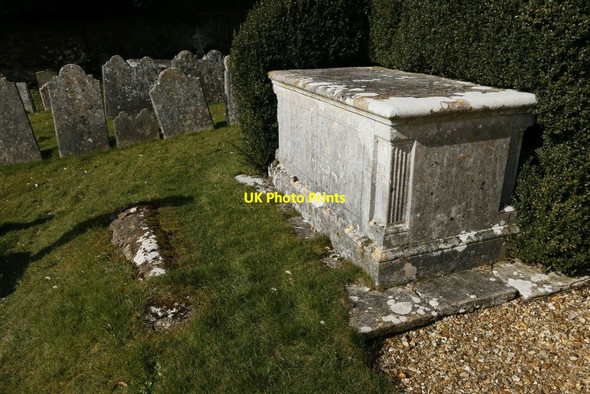 Photo 6"x4" Tomb & Grave Easton\/SU5132 c2015