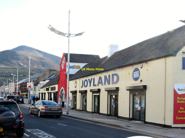 Photo 6"x4" Joyland Amusements on Main Street, Newcastle Newcastle\/J3732 c2015