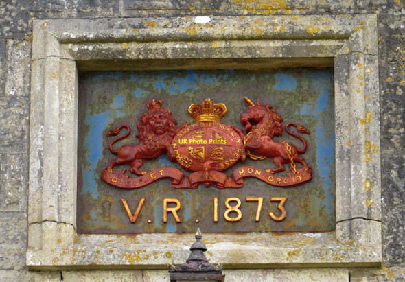 Photo 6"x4" Coat of Arms on Hurst Castle Colwell\/SZ3287 c2015