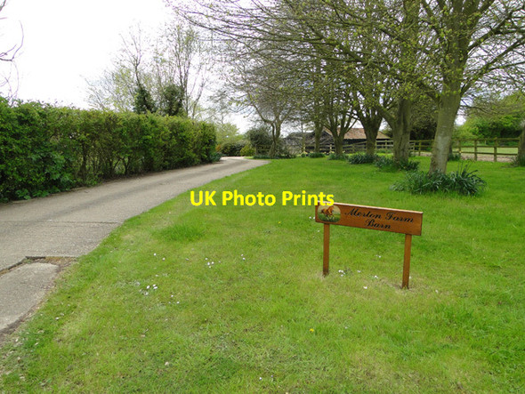Photo 6"x4" Entrance to Merton's Farm Barn Dallinghoo c2015