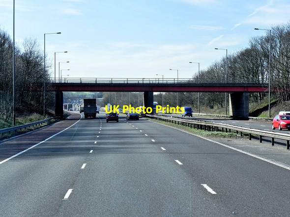 Photo 6"x4" M6 Southbound, Dawber's Lane Bridge Euxton c2015