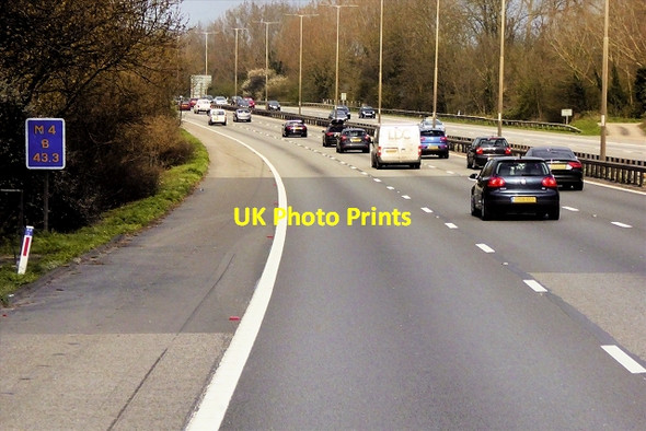 Photo 6"x4" Eastbound M4, DLS B43.3 Bray\/SU9079 c2015