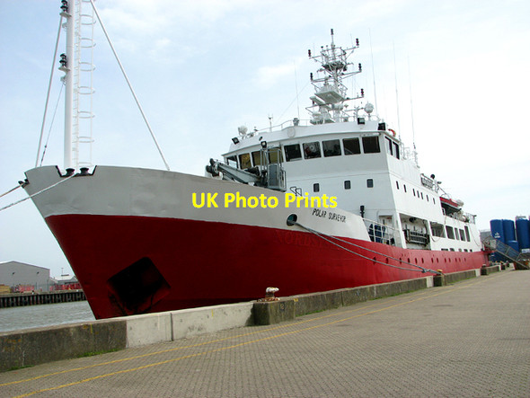 Photo 6"x4" The Polar Surveyor Great Yarmouth c2015