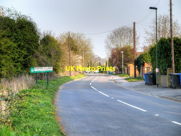 Photo 6"x4" Datchet Road approaching Horton Village Sunnymeads c2015