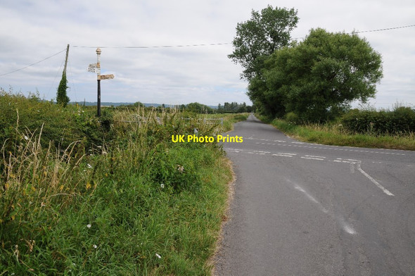 Photo 6"x4" Crossroads on North End Road Horsecastle c2014