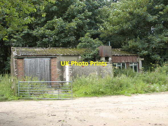 Photo 6"x4" Old RAF building Brandiston c2014